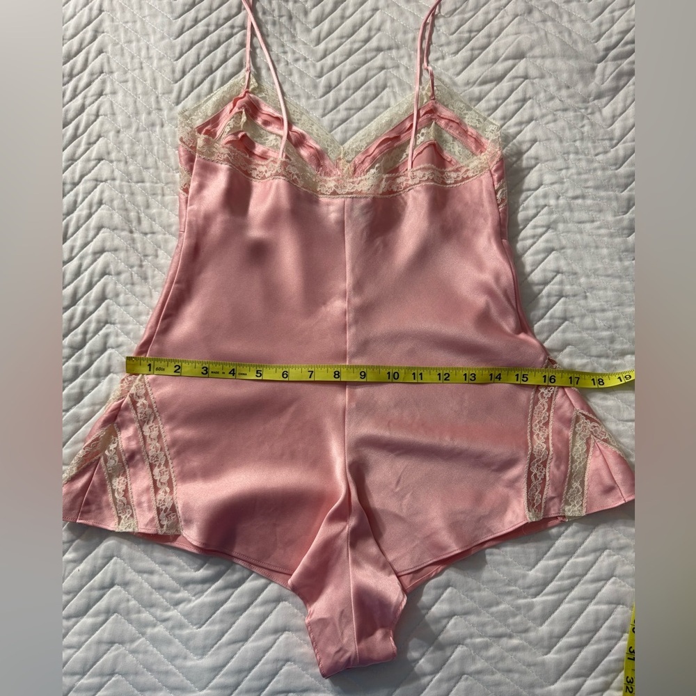 Victorias Secret Vintage Pearl Pink Ivory Lace Teddy One Piece - Picture 7 of 12